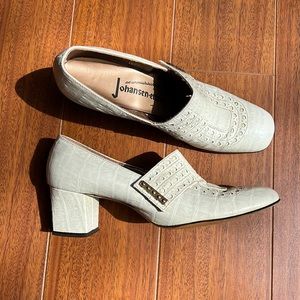 Unmistakably Johanson Ettes 19060s vintage white block heel loafers sz 7